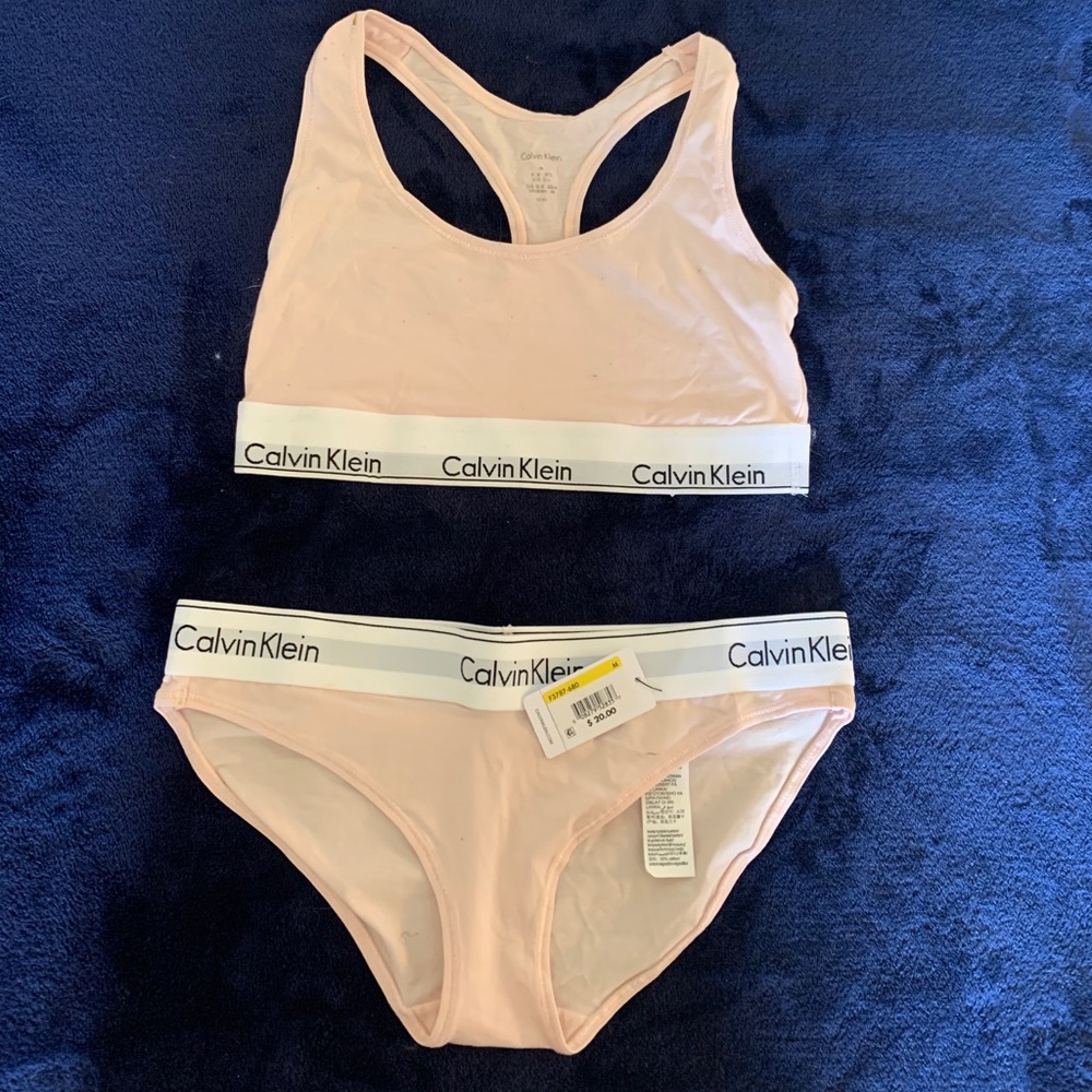 Calvin Klein set